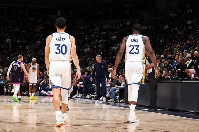 又一次拖累了全隊的表現，勇士到底該如何解決他的問題呢？