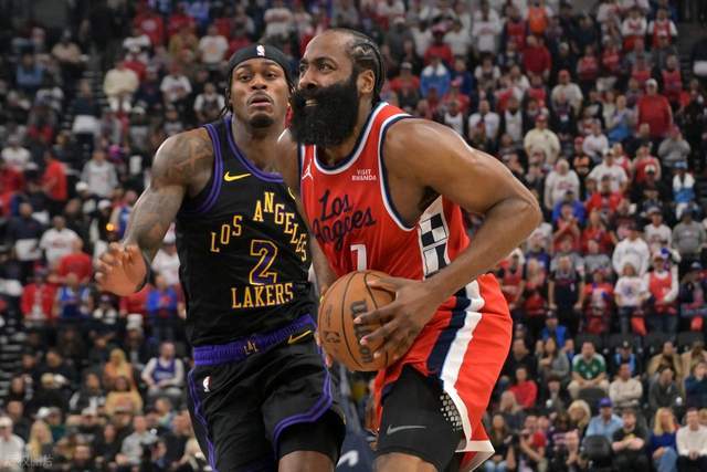 一邊倒！快船17分領先打崩湖人：倫納德復出14分，哈登10分8助