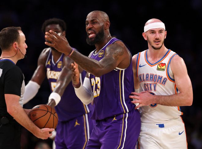 场均21+7，场均29分，场均20+9！这三位超巨，本赛季都拖后腿了