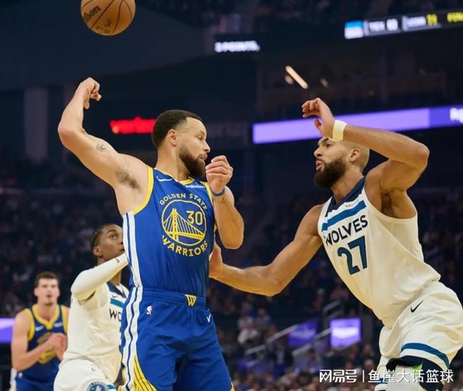 勇士暴露两短板,库里也被坑苦!巴特勒真没借口,科尔该弃用一人