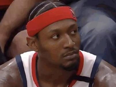 布克21分風(fēng)雪哥傷退太陽再勝快船，哈登13助攻無力回天