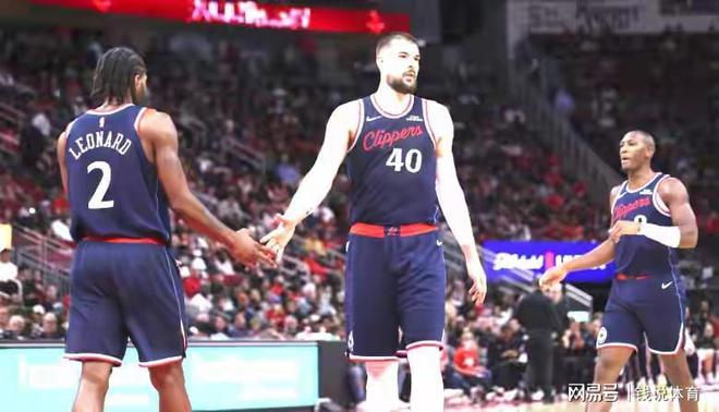 再见祖巴茨，步行者快船3换2交易方案，可做重建基石+哈登接班人...