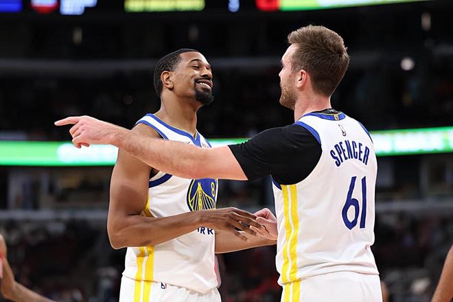 值得尊重！昔日勇士的铁板凳如今打先发都能打得有模有样？...