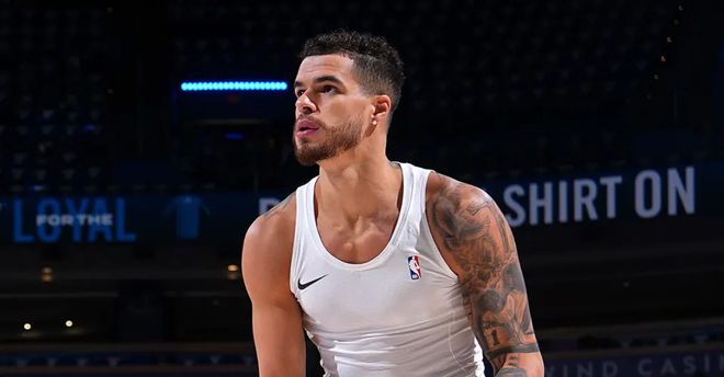 追上曾经的自己,8年时间终于迎来爆发,场均26+8是他最好的宣言