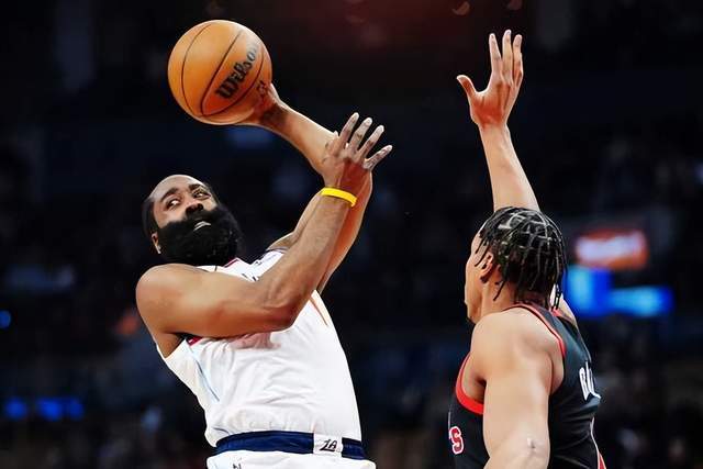 小卡缺陣快船加時(shí)險(xiǎn)勝猛龍，哈登下半場(chǎng)實(shí)現(xiàn)自我救贖