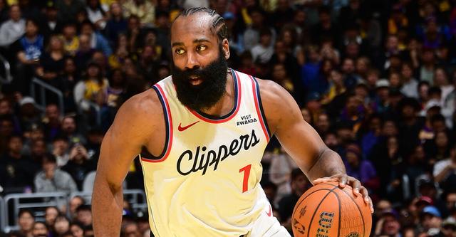 哈登：我从未经历过一直输球的局面 但我始终对球队充满信心...