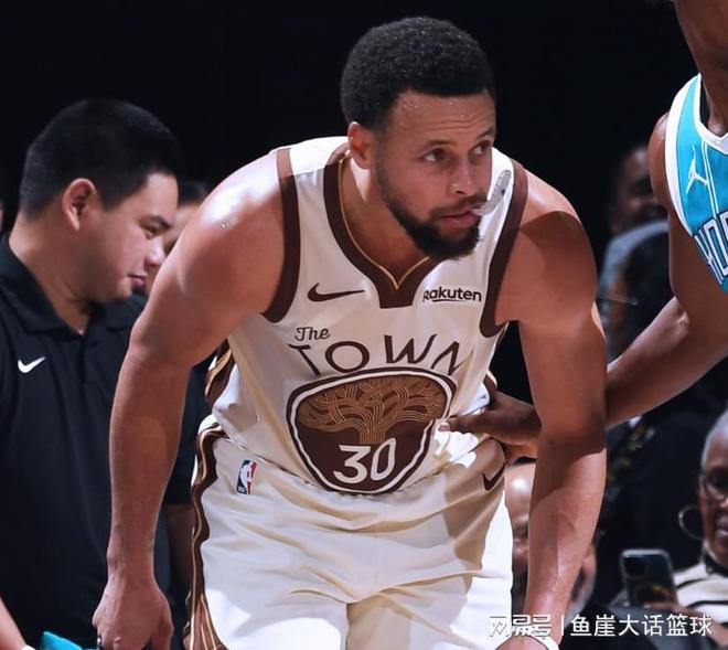 勇士20分大勝！庫里14+5格林爆發，三球17中5，勇士新秀全隊第一