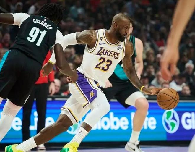 湖人輸麻了！過去6場比賽1勝5負，他們已淪為西部第六！