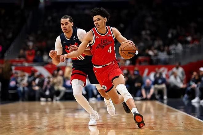 狀態(tài)起伏有點(diǎn)大啊！快船鋒線新星最近一段時間的穩(wěn)定性不太理想？