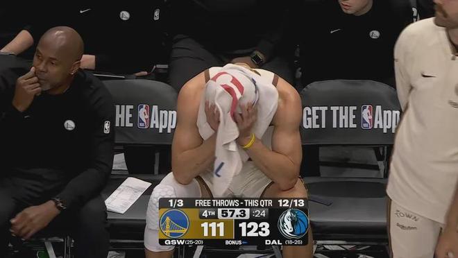 轟下38分的庫里，正負值-24！他怎么又被噴？認清形勢，放棄幻想