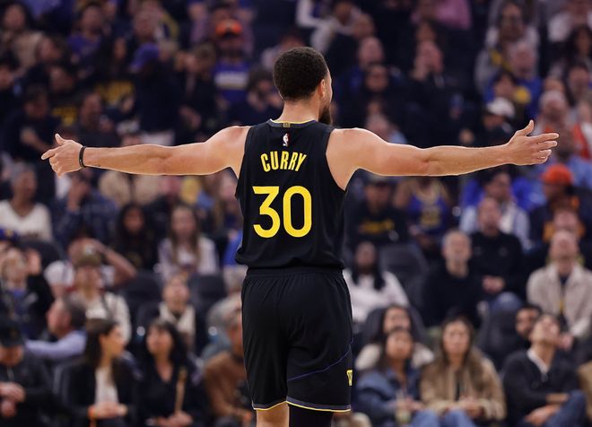 巴特勒受傷退賽，勇士23分大勝！庫里19分11助，勇士已沒鋒線可用