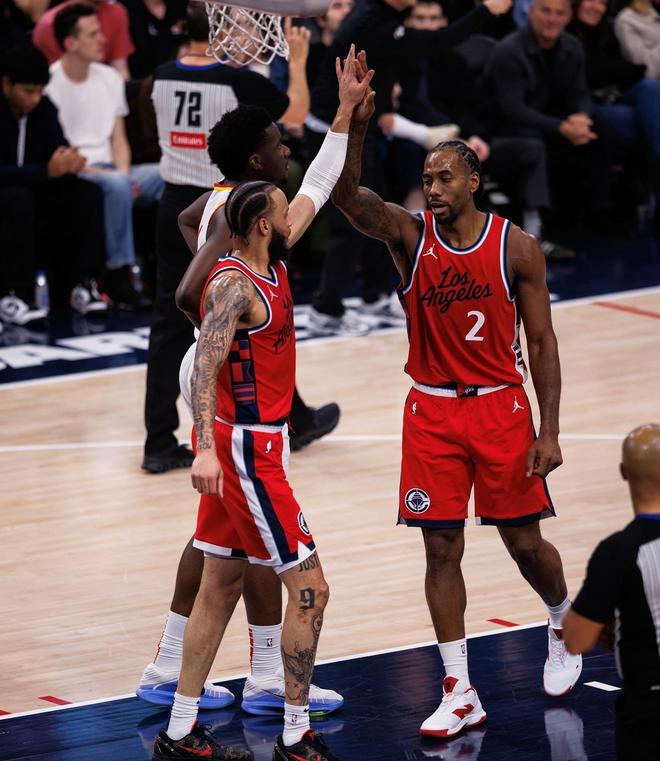 伦纳德 1.5 亿留快船:健康时扛队,缺阵就崩,快船赌未来