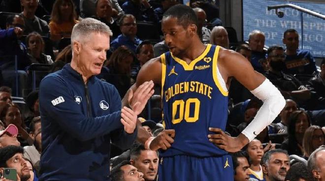 屋漏偏逢連夜雨!名記:庫明加科爾關系不可修復 獨行俠國王有意他