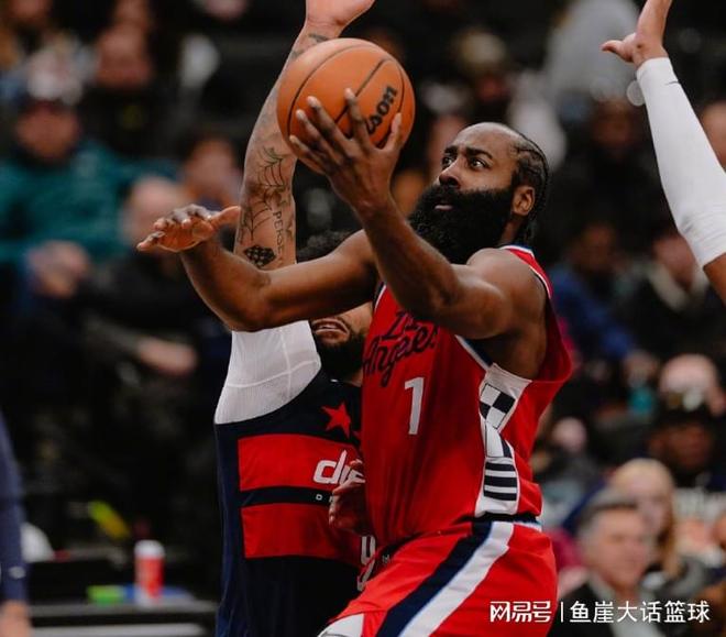 快船險勝！哈登36分20罰，喬治18+6榜眼大爆發，米勒16+5全隊第一