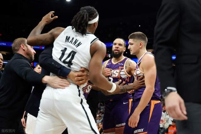 最后46秒落后2分，暫停布置直接24秒違例，魚腩6連敗劍指墊底