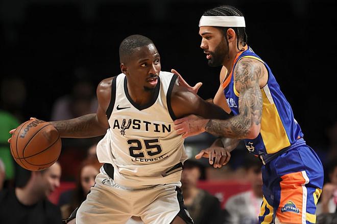 發(fā)展聯(lián)盟豪取33分!馬刺后場(chǎng)新星能否在NBA賽場(chǎng)得到更多機(jī)會(huì)?