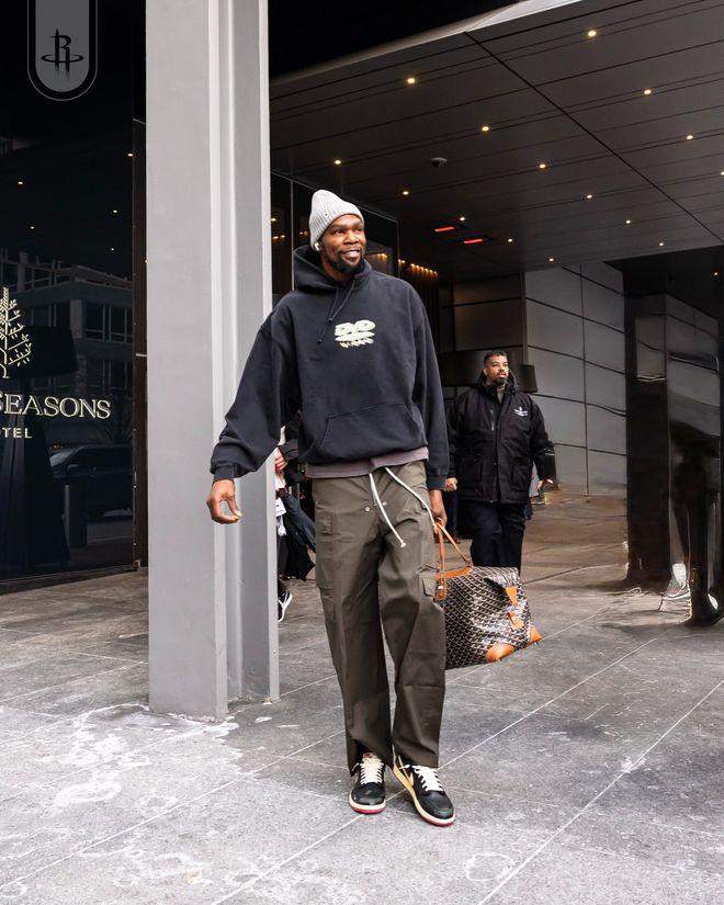 馬克西36分10助76人加時險勝火箭，恩比德32分三雙杜蘭特36分