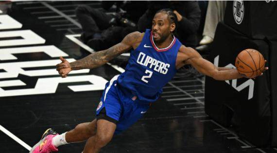 北伐之路中道崩殂？萊昂納德再遇膝傷 已回洛杉磯