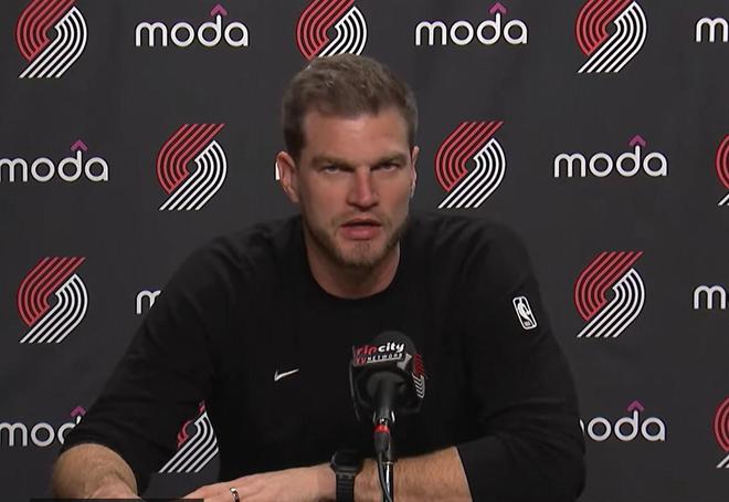 斯普利特：克林根太棒了；我们太需要罗威在场了