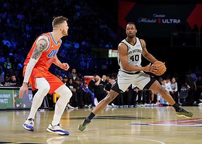 关键时刻又掉了链子,马刺锋线大将真不是能打硬仗的球员?