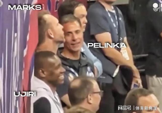 哇，交易開始，湖人熱鬧了！