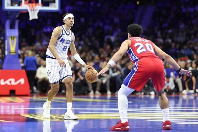 9人上双造41分惨案!东部黑马一战创4大纪录,火爆冲突5人技犯