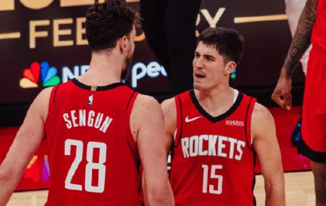 55分+40分+46分！NBA歷史首人！本賽季的MVP，懸念不大了