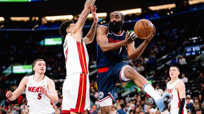 哈登11+3创两大耻辱纪录,快船完败!小卡36+7里程碑,鲍威尔30分