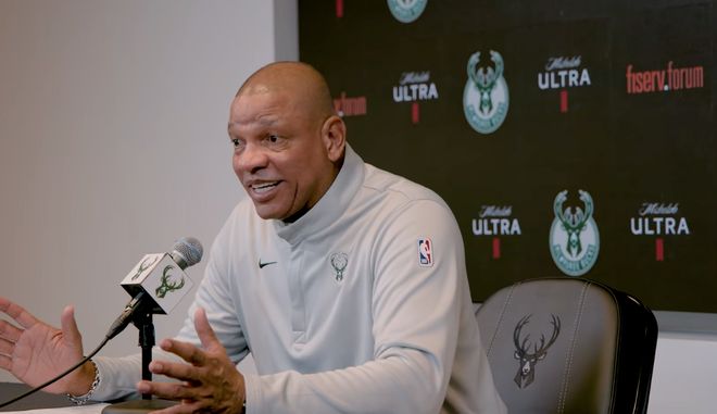 里弗斯:我也不清楚字母哥為何缺席,羅林斯打得非常頑強自信