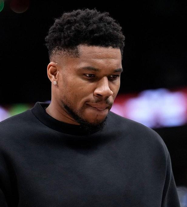 记者:字母哥对深陷交易传闻感到不安,因为这些传闻来自他经纪人