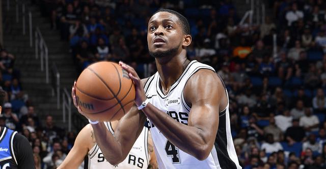 罚球准绝杀！福克斯：当文班或卡斯尔伤缺 我们全队都必须站出来...