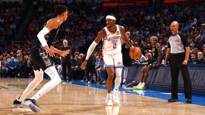 文班:亚历山大和字母哥是NBA目前最好的球员,但我复出了就会是我了