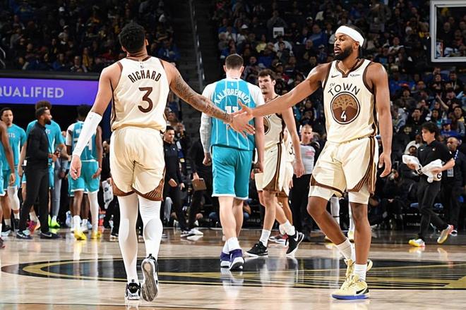 攻防兩端都刷滿了存在感，勇士后場(chǎng)新秀能否盡快撞破新秀墻？