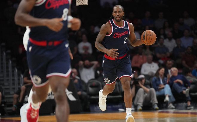 卢指导竟然“诈降”,小卡抡冒烟也带不动,嘴哥攻防无解梦回2022