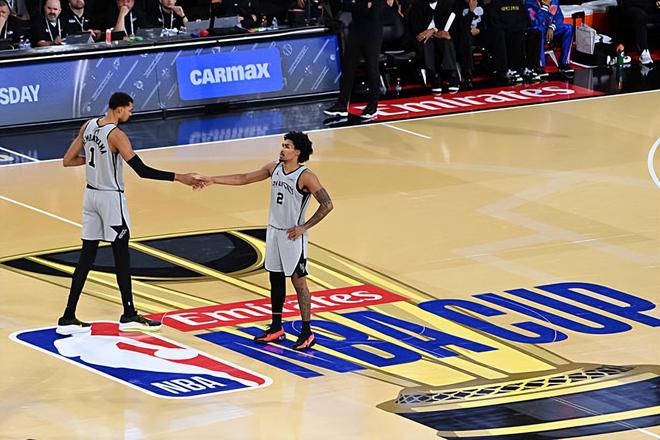 毕竟只是一名新秀,马刺榜眼在关键时刻还是显得有些欠缺经验?