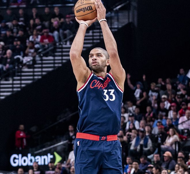 快船103-114太陽迎3喜1憂！祖巴茨+2將出價(jià)值，籃板根本沒人搶！