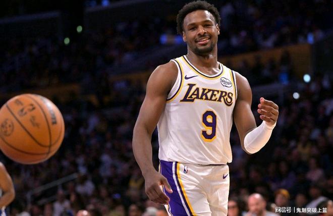 湖人24分大勝！東契奇41+9+6，布朗尼首發0分，字母哥空砍32+10+5