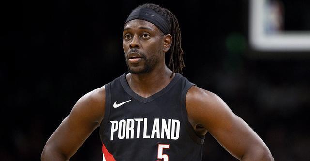 曝尼克斯有意引進霍勒迪 與布倫森搭檔后場并吸引字母哥加盟