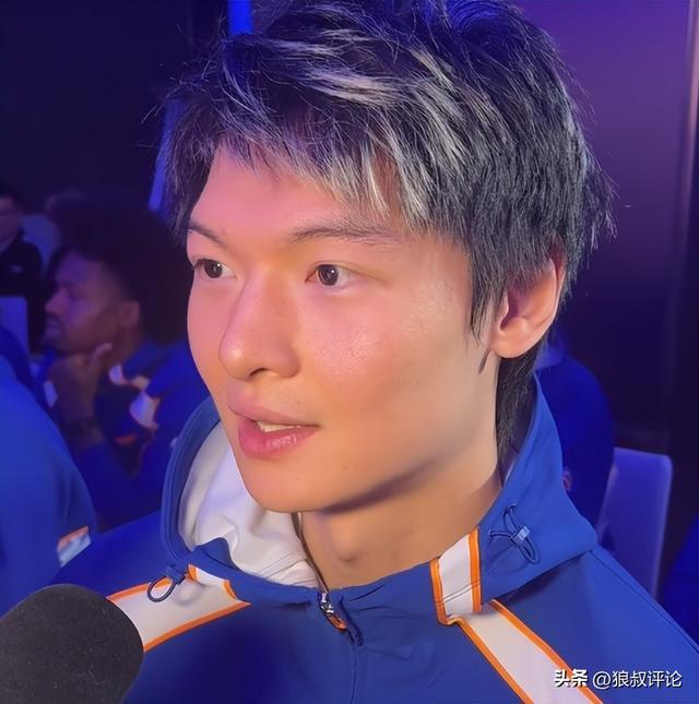 王哲林：新赛季首先要打好开局，希望能在常规赛拿到好的排名