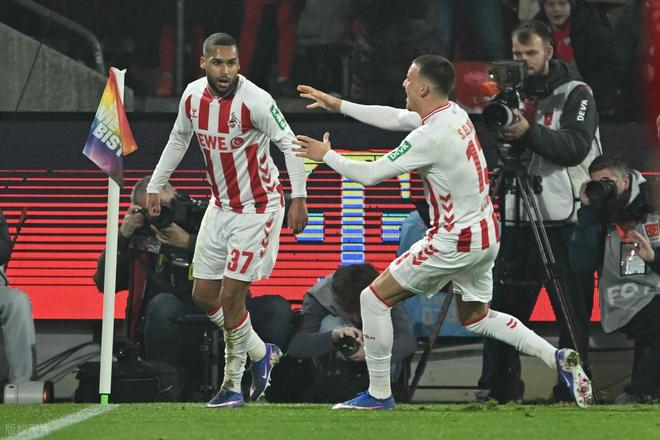 德甲最新积分战报 拜仁逆转3连胜 又领先多特11分 莱比锡重回前3