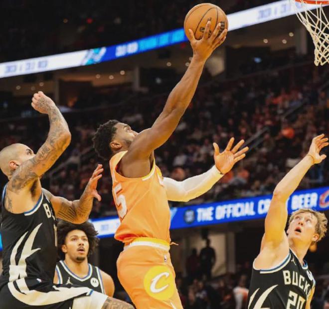 突发！完蛋啦，是文班亚马...