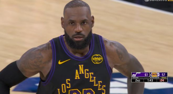 詹皇神级传球，联盟不超过5人能做到！压哨秒传+提前庆祝一气呵成