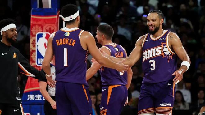 三巨頭走了倆，聯(lián)盟笑柄卻起飛了