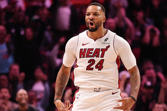 0罚轰30分，正面手刃旧主！事实证明错的是5连败的快船根本不是你