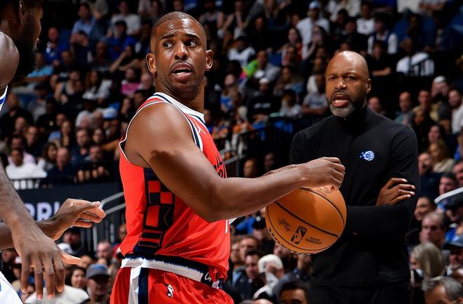 都这样了快船还是不敢长时间弃用保罗，他们到底是在怕什么呢？