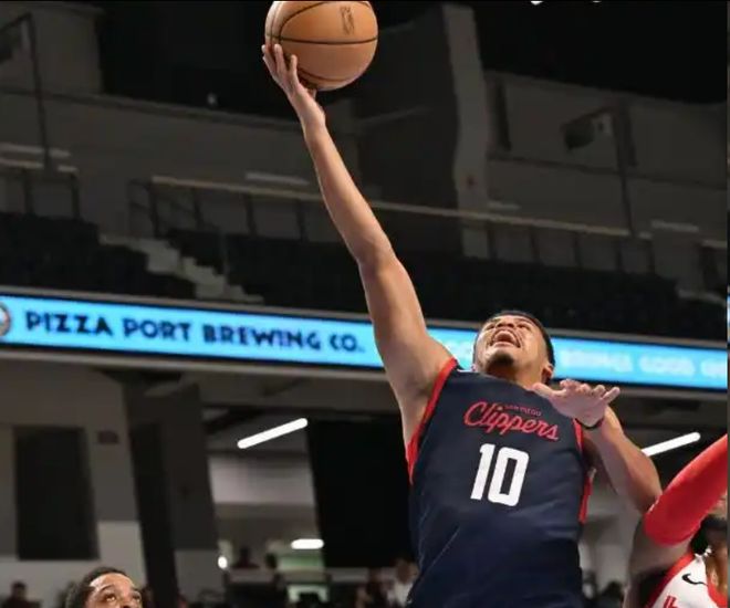 美媒曝快船与保罗分手内幕：保罗不断批评被认为是问题根源