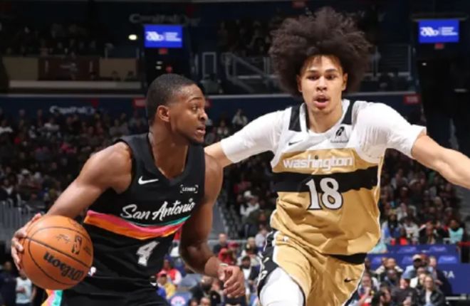 又拿兩雙數據！力壓文班亞馬，馬刺中鋒爆發了！