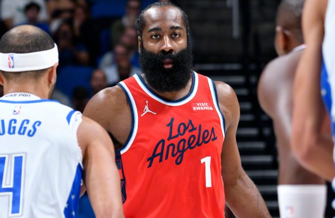 10战9败！快船惨负魔术吞3连败 哈登三节31+5+8祖巴茨14+19