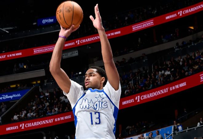 面对快船也能找到手感！魔术锋线新星好不容易才找到了状态？