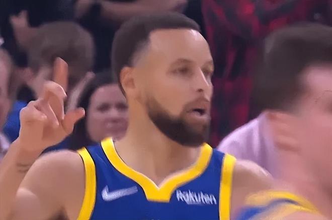 勇士120-127森林狼 球员评价：库里满分，4人及格，6人低迷